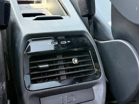 Used 2021 Volkswagen ID.4 Pro S RWD image 19