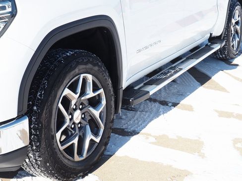 Used 2024 GMC Sierra 1500 SLT w/ SLT Premium Plus Package image 10