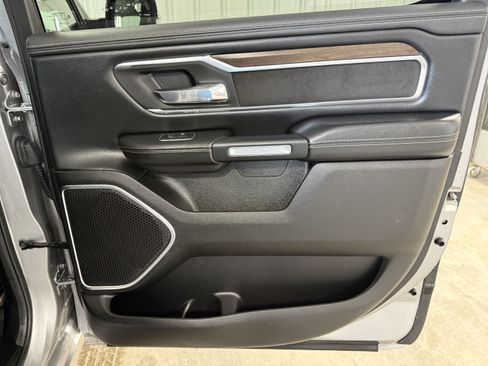 Used 2021 RAM 1500 Laramie AWD/4WD image 4