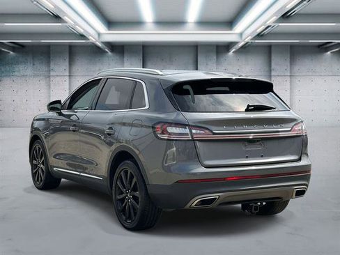 Used 2022 Lincoln Nautilus Reserve w/ Monochromatic Package image 5