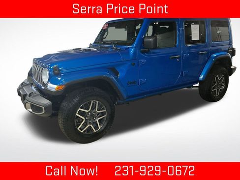 Certified 2025 Jeep Wrangler Unlimited Sahara AWD/4WD image 1