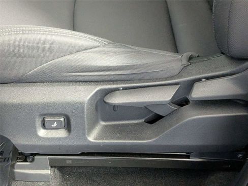 Used 2024 Toyota Tacoma SR image 26