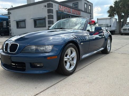 Used 2000 BMW Z3 2.5i RWD image 9