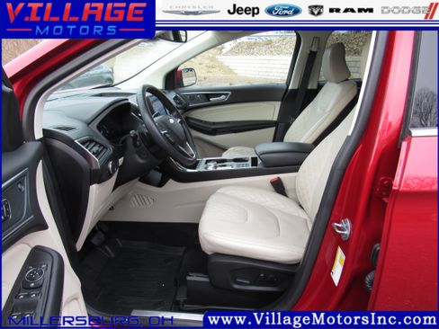 Used 2024 Ford Edge Titanium w/ Titanium Elite Package image 16