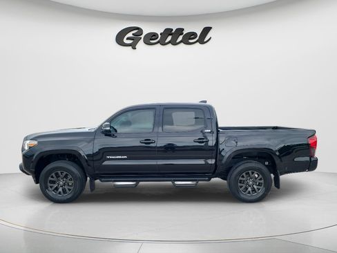 Certified 2023 Toyota Tacoma SR5 AWD/4WD image 8