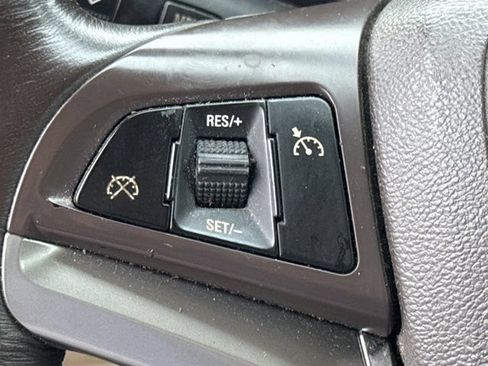 Used 2014 Chevrolet Malibu LT FWD image 24