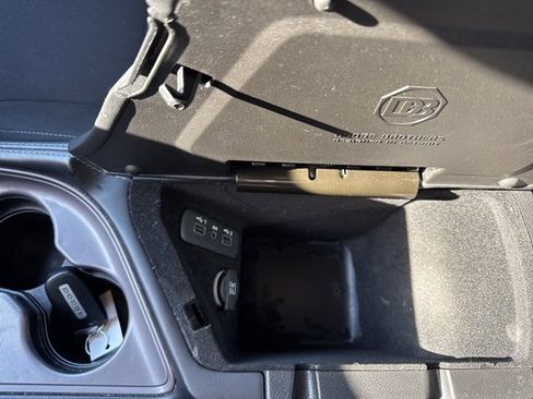 Used 2023 Dodge Challenger GT image 20