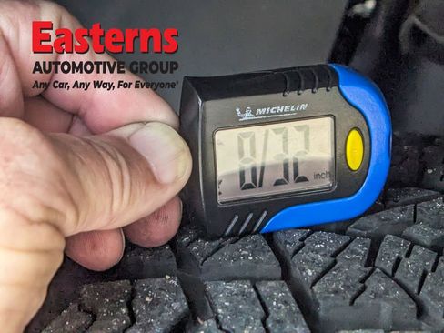 Used 2024 Nissan Frontier PRO-4X w/ Technology Package AWD/4WD image 27