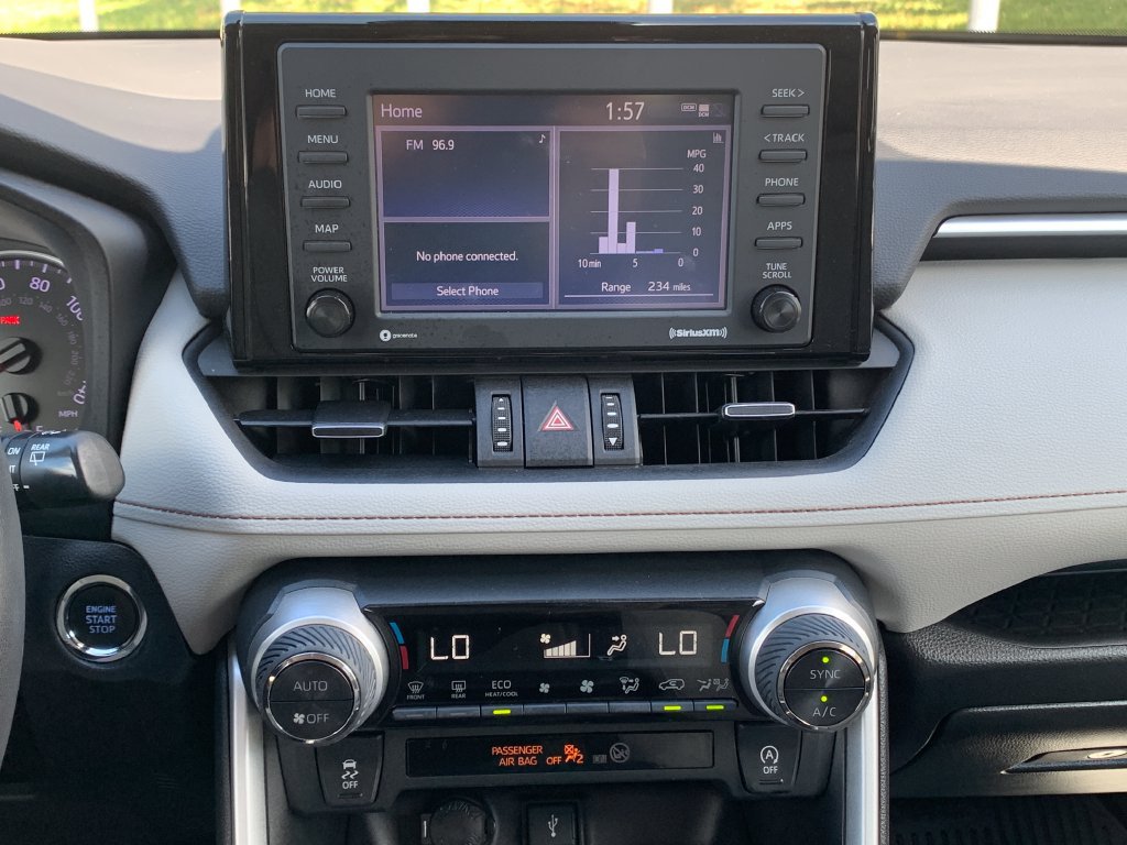 Used 2022 Toyota RAV4 XLE Premium FWD image 16