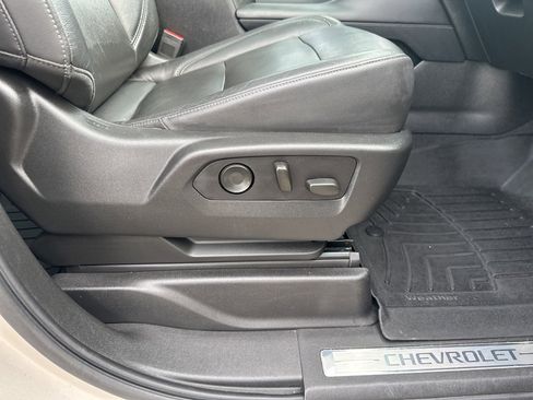 Used 2021 Chevrolet Tahoe Z71 w/ Z71 Signature Package image 34