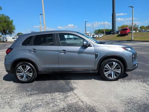 Used 2021 Mitsubishi Outlander Sport SE image 4