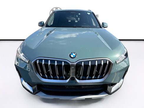New 2026 BMW X1 xDrive28i w/ Technology Package AWD/4WD image 2