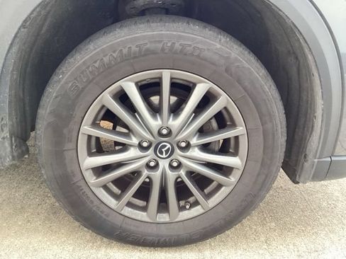 Used 2017 MAZDA CX-5 Touring w/ Preferred Equipment Package AWD/4WD image 9