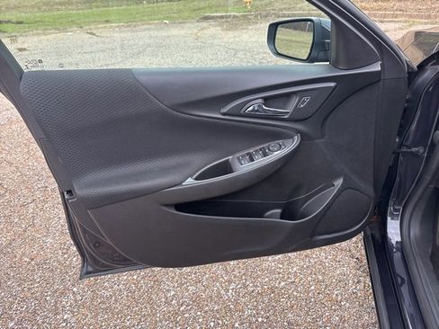Used 2023 Chevrolet Malibu LT image 15