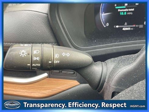 Used 2024 Toyota Grand Highlander XLE image 25