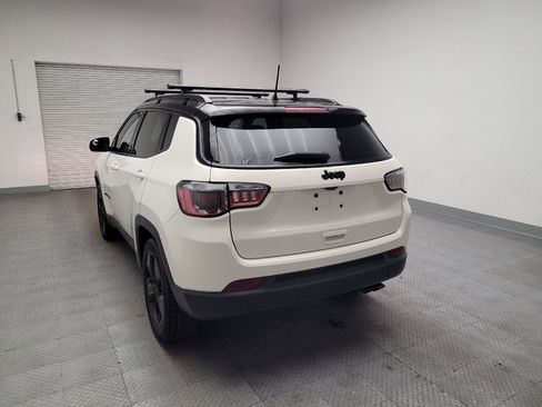Used 2018 Jeep Compass Latitude w/ Popular Equipment Group FWD image 6