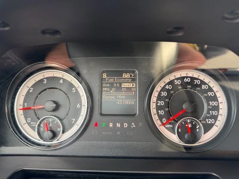 Used 2017 RAM 1500 Tradesman w/ Protection Group AWD/4WD image 14