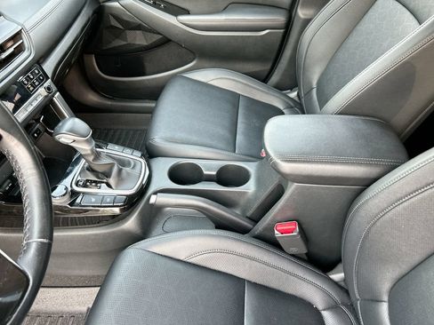 Used 2024 Kia Seltos EX FWD image 29