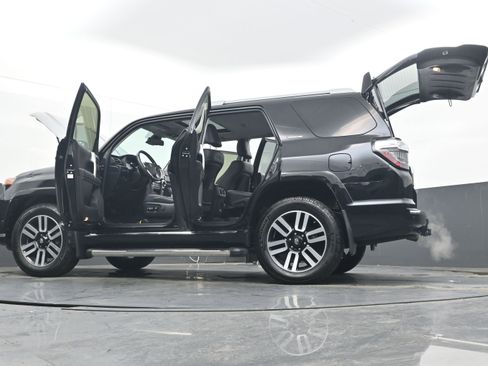 Used 2020 Toyota 4Runner Limited image 48