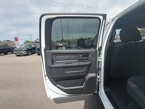Used 2023 RAM 3500 Tradesman AWD/4WD image 18