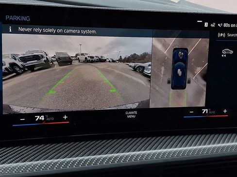 Used 2023 BMW XM w/ M Driver's Package image 18