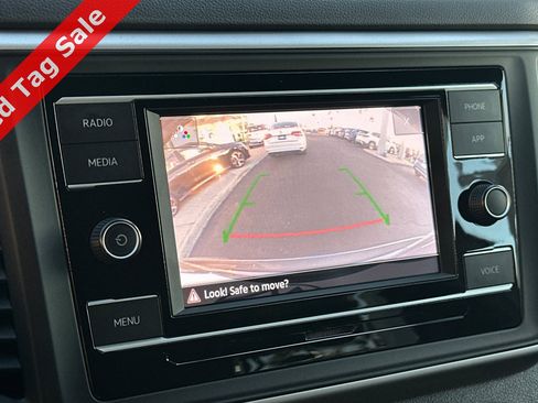 Certified 2022 Volkswagen Atlas Cross Sport SE image 20