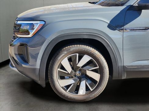 New 2026 Volkswagen Atlas Cross Sport SE AWD/4WD image 19