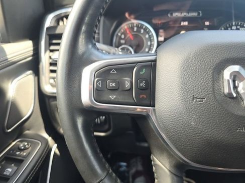 Used 2022 RAM 1500 Laramie AWD/4WD image 14