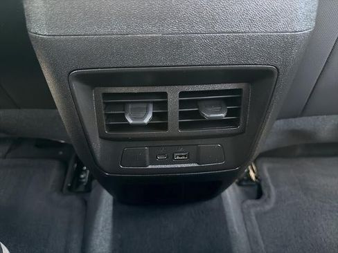 Used 2023 Chevrolet Colorado Z71 w/ Z71 Convenience Package 2 AWD/4WD image 21