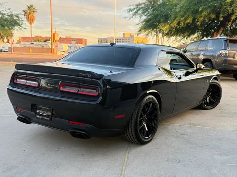 Used 2016 Dodge Challenger SRT Hellcat image 6