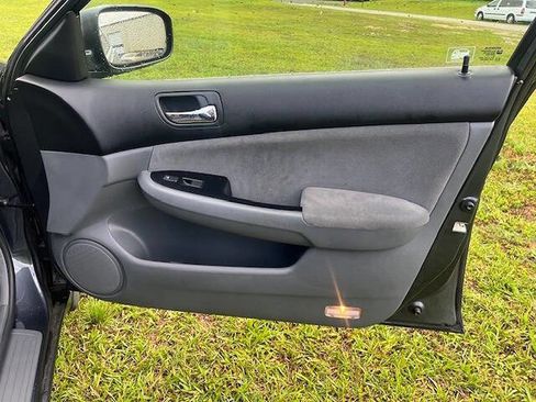Used 2007 Honda Accord SE image 15