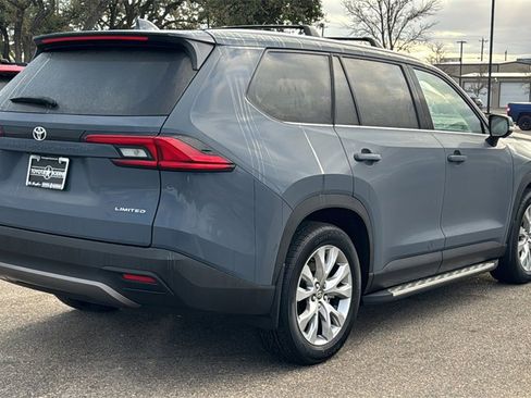 New 2026 Toyota Grand Highlander Limited image 9