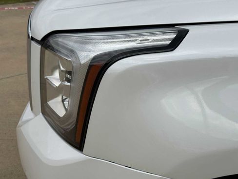 Used 2019 GMC Yukon SLT w/ Open Road Package image 10