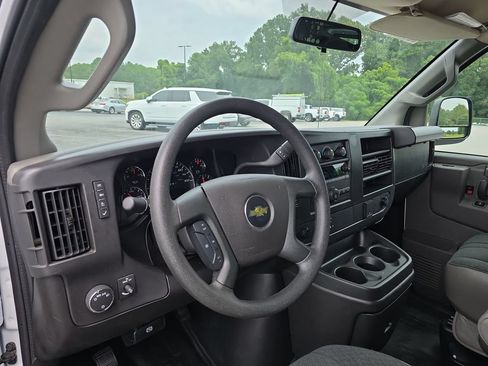 Certified 2025 Chevrolet Express 2500 w/ Driver Convenience Package RWD image 10