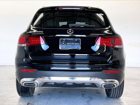 Certified 2022 Mercedes-Benz GLC 300 image 4