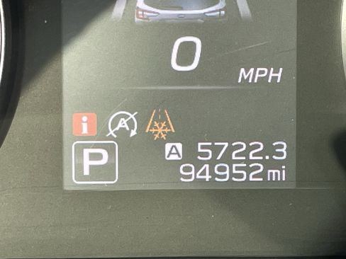 Used 2021 Subaru Outback Premium image 21