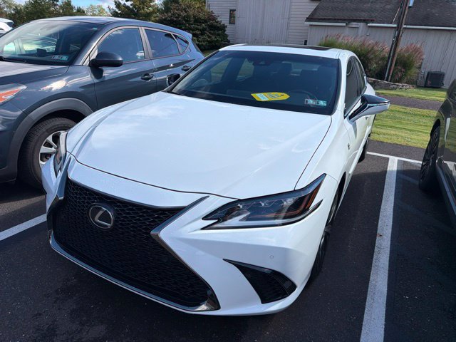 Used 2019 Lexus ES 350 F Sport FWD image 2
