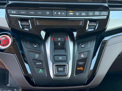 New 2026 Honda Odyssey Touring image 29