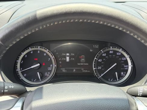 Used 2020 Toyota Highlander Limited FWD image 14