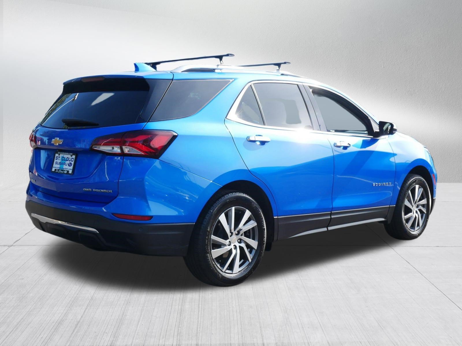 Used 2024 Chevrolet Equinox Premier AWD/4WD image 7