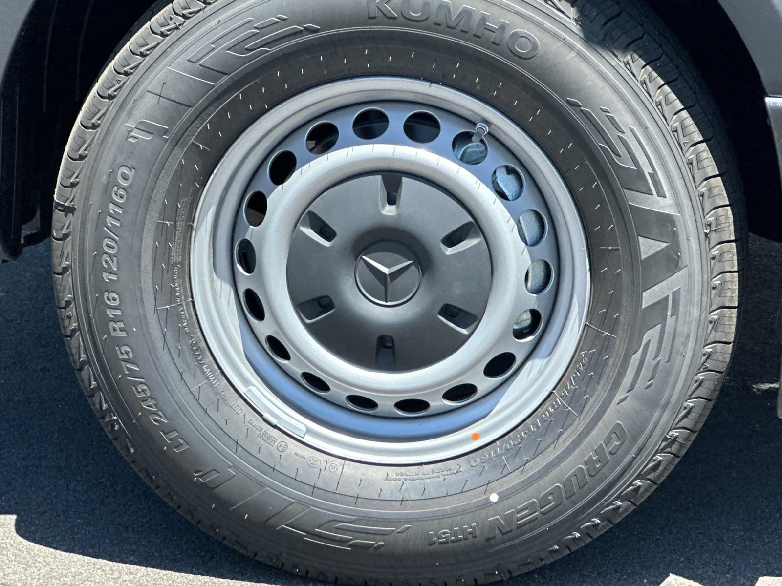 New 2026 Mercedes-Benz Sprinter 2500 image 31