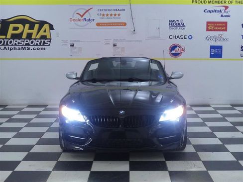 Used 2015 BMW Z4 sDrive35is RWD image 2