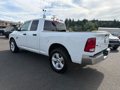 Used 2024 RAM 1500 Classic SLT AWD/4WD image 7