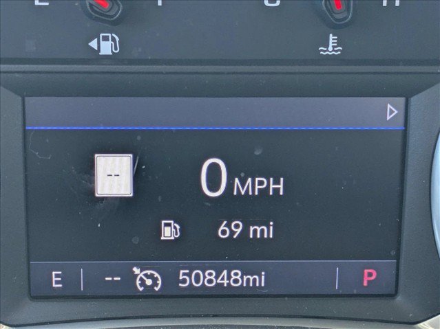 Used 2021 GMC Terrain SLE w/ Driver Convenience Package FWD image 9