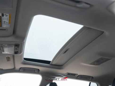 Used 2014 Lexus LX 570 4WD image 42