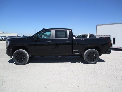 New 2026 GMC Sierra 2500 Pro AWD/4WD image 10