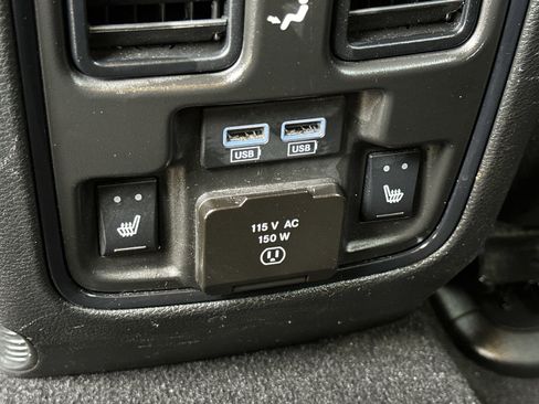 Used 2023 Dodge Durango GT image 24