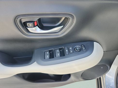 New 2027 Honda HR-V LX image 23