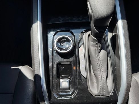 Certified 2023 Chevrolet Colorado Trail Boss w/ Advanced Trailering Package AWD/4WD image 25