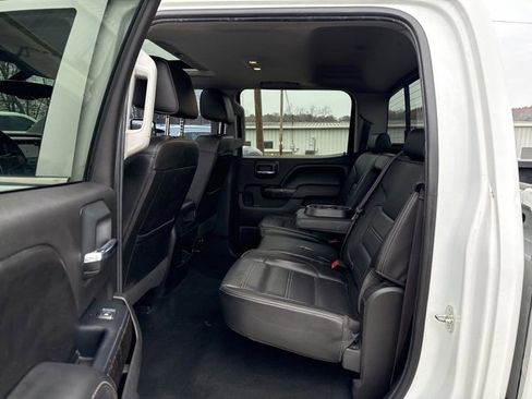 Used 2016 GMC Sierra 2500 Denali w/ Suspension Package, Off-Road image 14